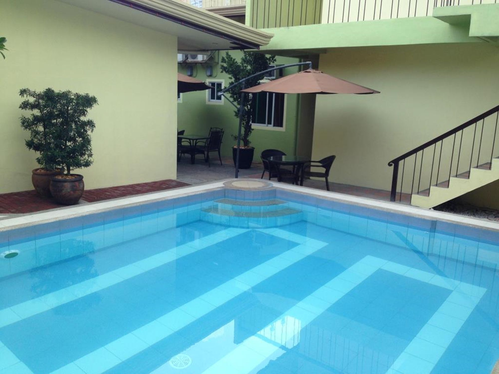Sun Moon Poolside Hotel Angeles Eksteriør bilde